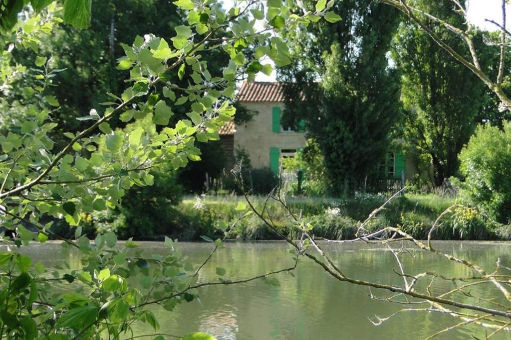 Gite La Garauderie Vila L'Ile-d'Elle Exterior foto